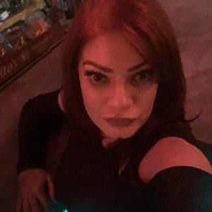 Meet your Posher, Elyse